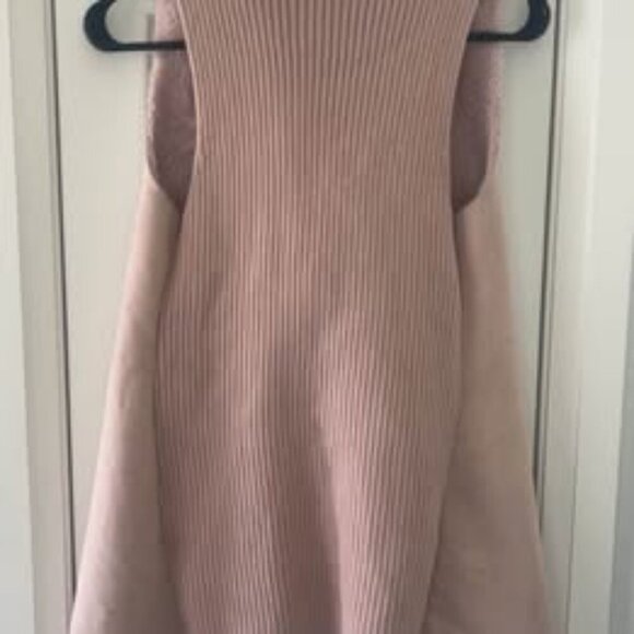 Pink Chelsea Vest Suede with Faux Fur Size Small - Picture 4 of 4